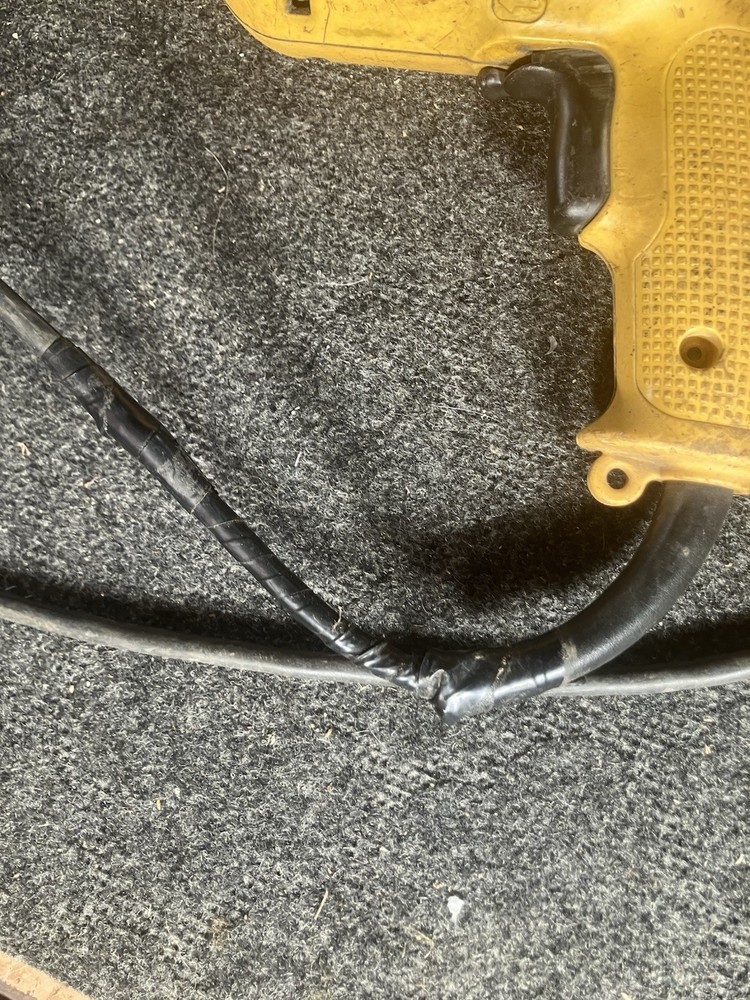 Dewalt 3/8 Corded Drill With Key