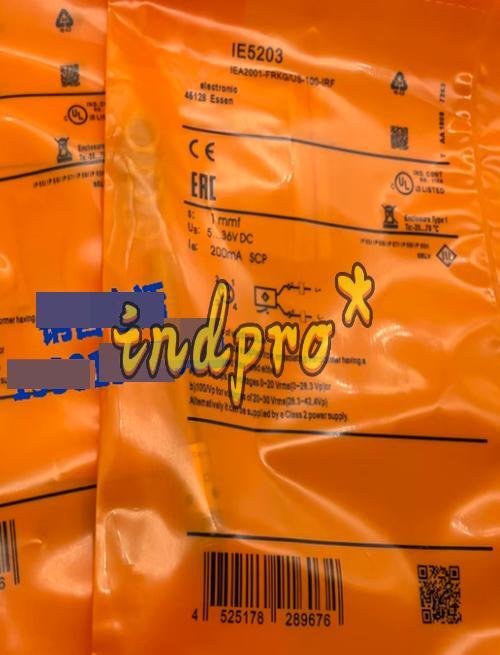 1pcs New IE5203 Inductive Sensor Proximity Switch