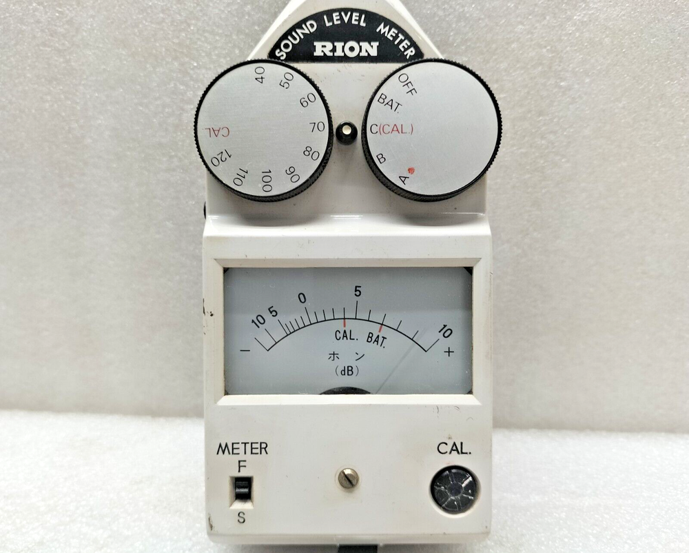 RION NA-09 SOUND LEVEL METER