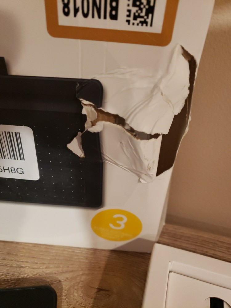 Wacom Intuos S Wireless Drawing Graphics Tablet - Black