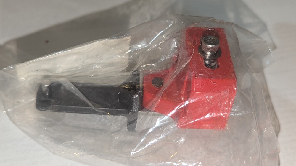 OMRON D4BS-K3 Safety Switch New & Sealed