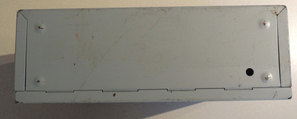 Pyle PLCD20CH Compact disc changer system Parts/repair. Untested