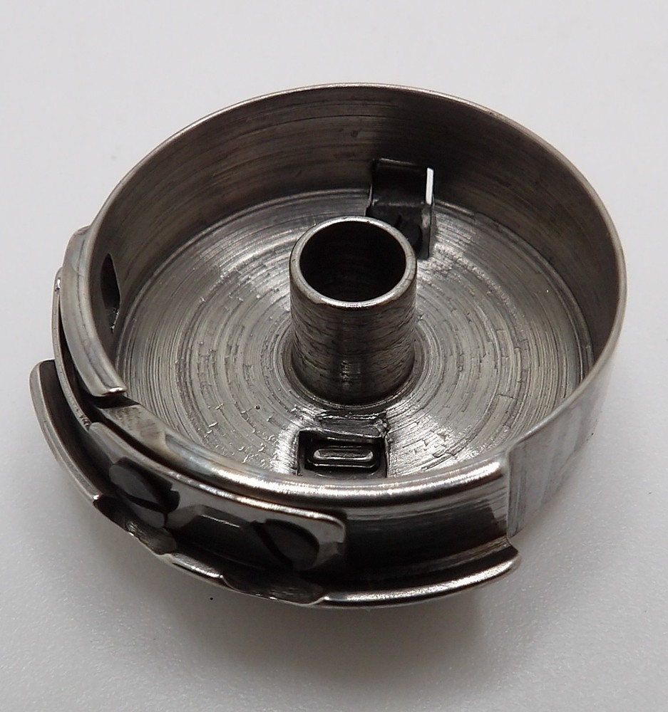 HONEYSEW ~ SINGER Compatible Bobbin Case #45751