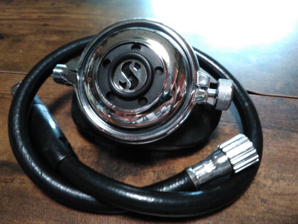 Vintage Scubapro Balanced Adjustable Second-Stage 3908856, Good Cndition.