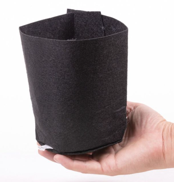 30 Basic 1/2-Gallon Basic Transplanter Grow Bags/Fabric Pots Black 6H x 5D