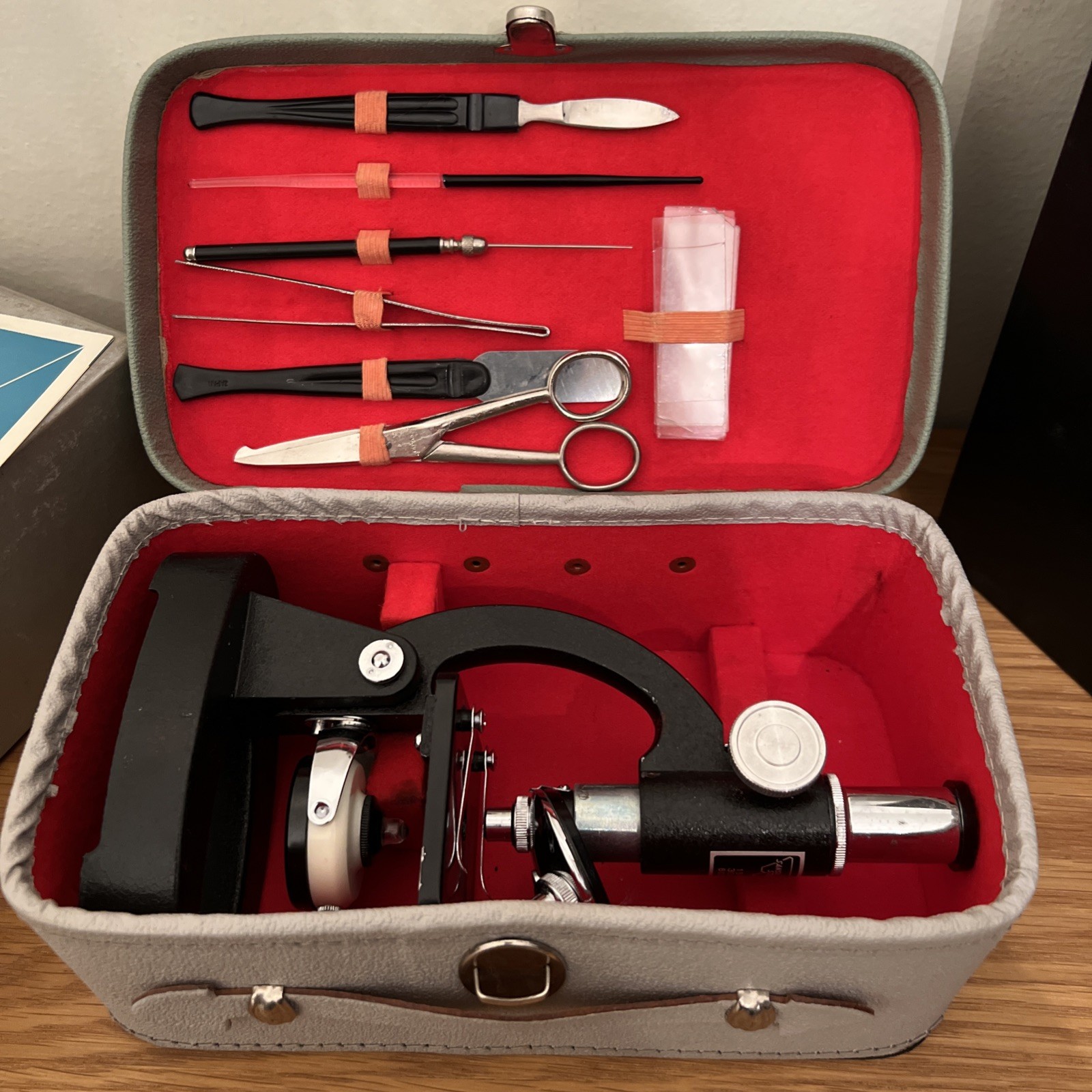 VINTAGE NO. 515 SANS & STREIFFE MICROSCOPE IN ORIGINAL CASE