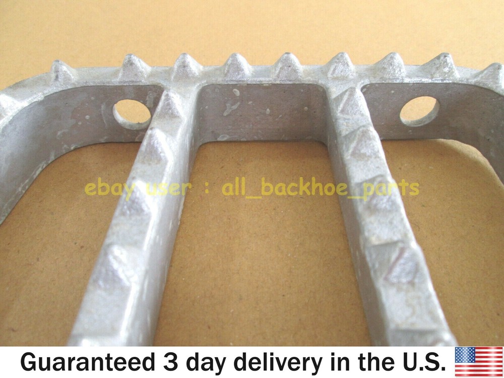 JCB BACKHOE - ALUMINIUM STEP, LOWER (PART NO. 331/22800)