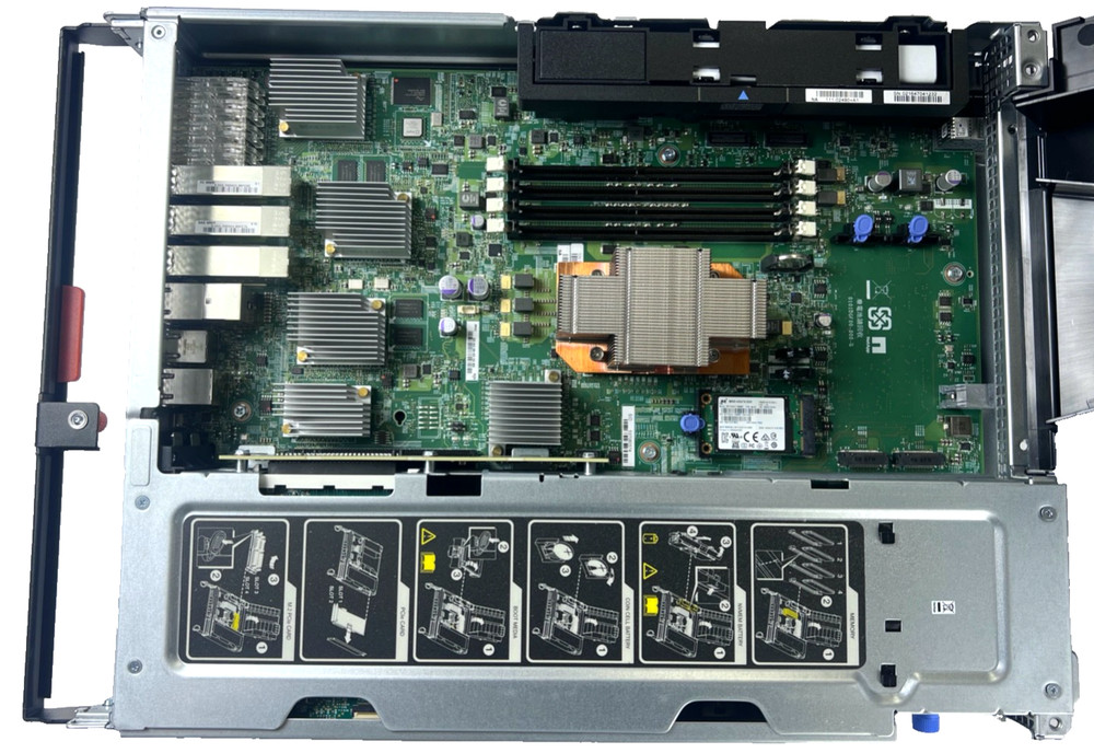 NetApp NAF-1601 Storage Array w/2x Controllers, 2x 128GB SSD, 2x PSU, NO RAM