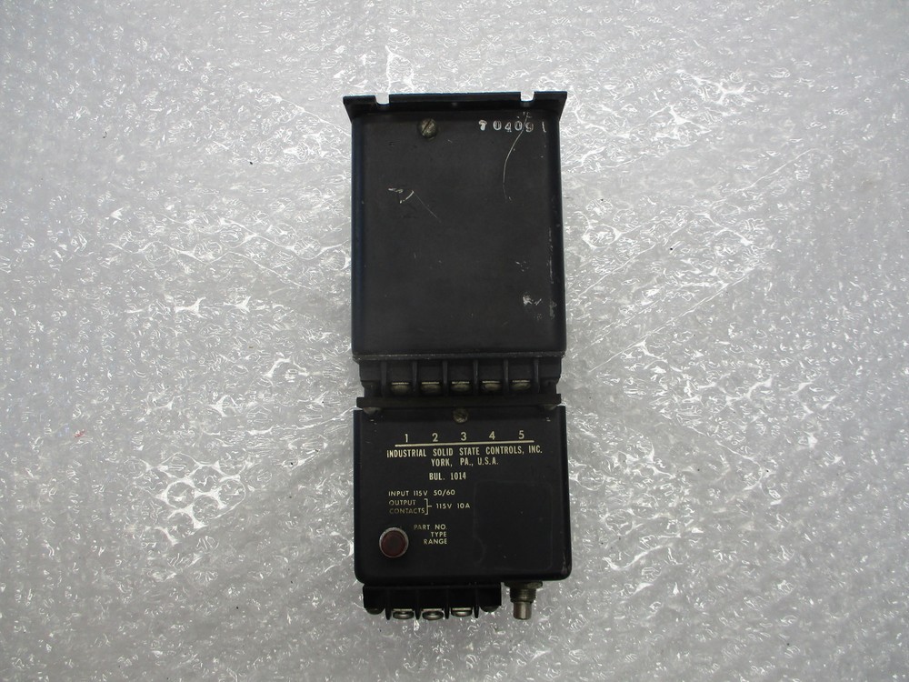 INDUSTRIAL SOLID STATE CONTROLS BUL.1014 TIMER (AS PICTURED) UNMP