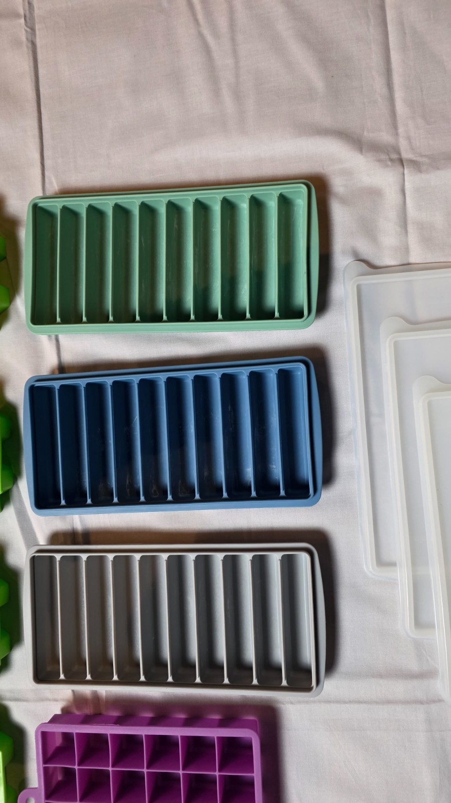 12 Silicone Ice Cube Trays with Lids – Easy Release & Stackable