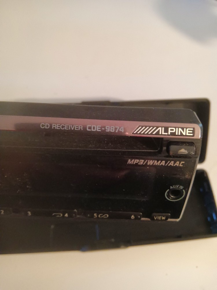 Vintage Alpine CD Receiver CD-9847 Faceplate