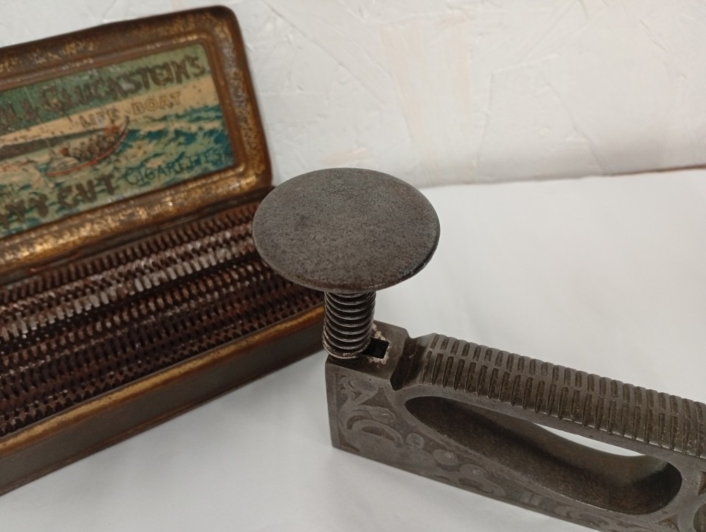 Vintage Machine Belt Stapler Staple Gun Tool Working