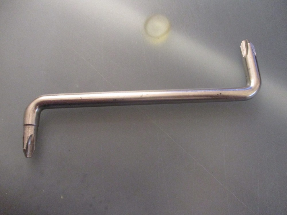 Blue Point Tools Dual Offset Phillips #3 #4 Screwdriver Vintage Tool ST034B