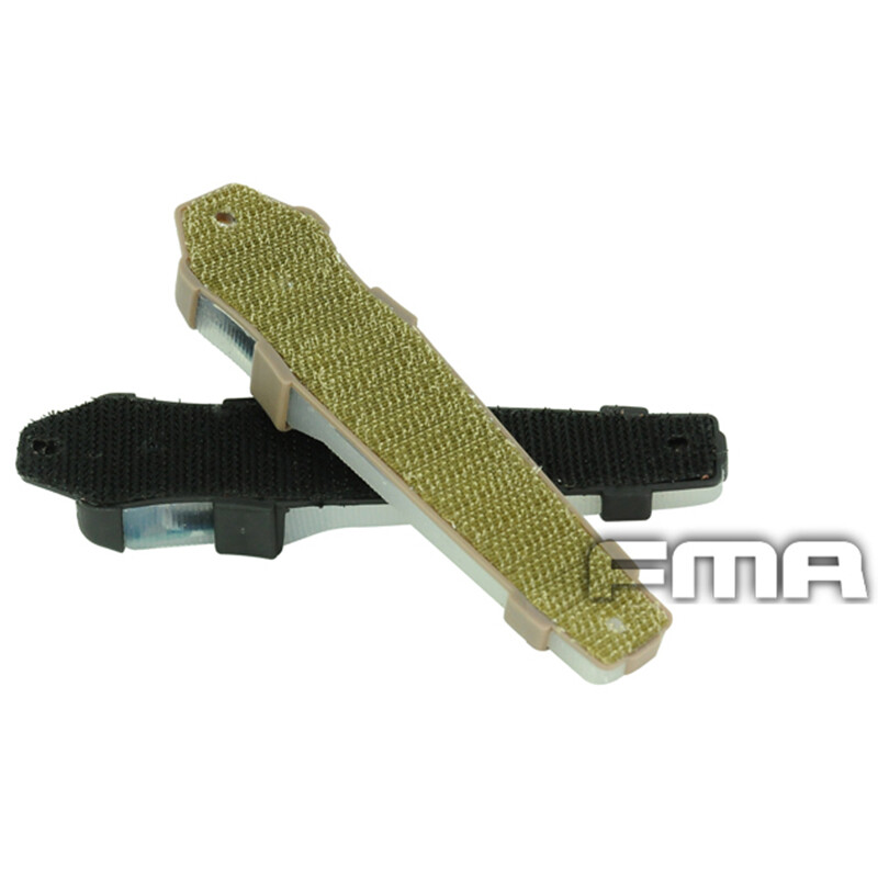 FMA Hook Base Strobe Light Glow Flashing LED Marker Fxukv Military Safty Light