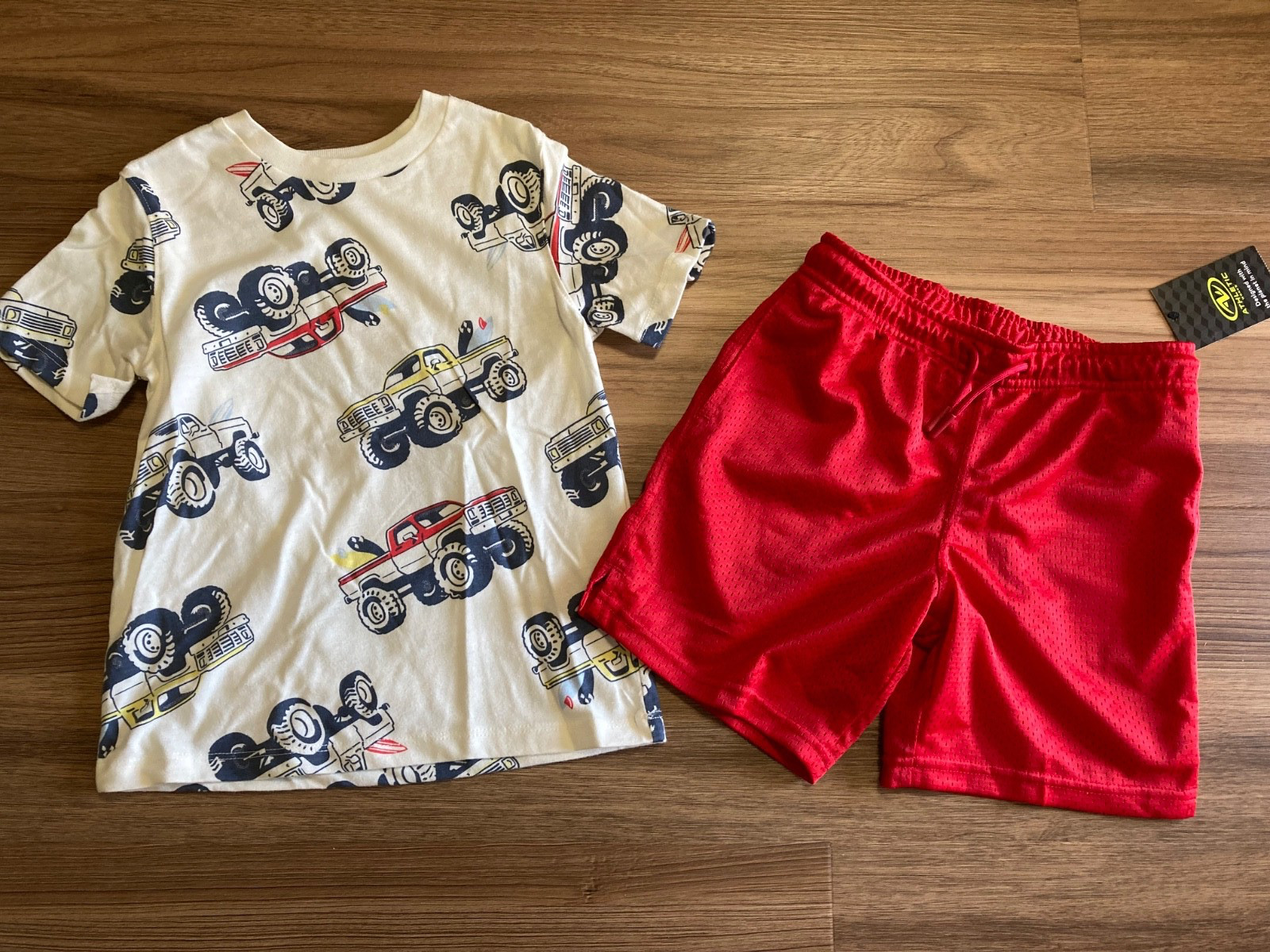 Boys Summer Clothing Lot size 6-7 Shorts & Tops All NEW