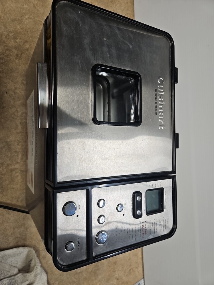 CUISINART CBK-200 Bread Maker 2-Pound Programmable Stainless Steel