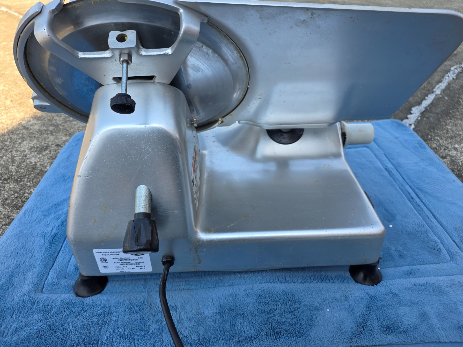 Globe G12 12" Electric Manual Food Slicer