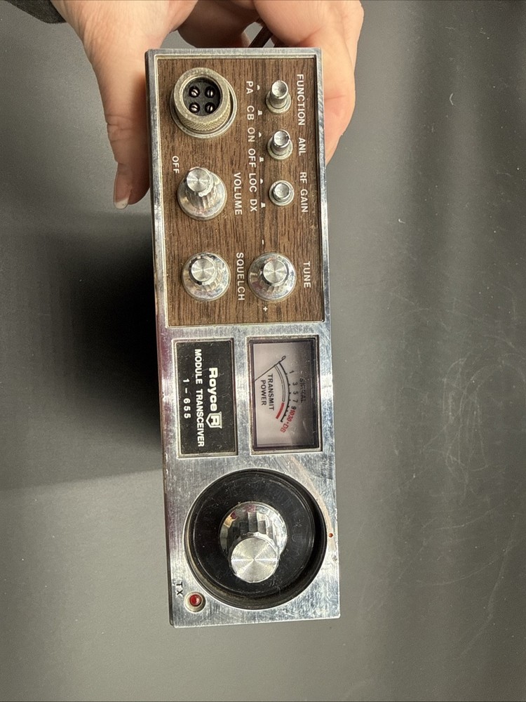 ROYCE CB RADIO 1976 Transceiver Model I-655 NOT TESTED