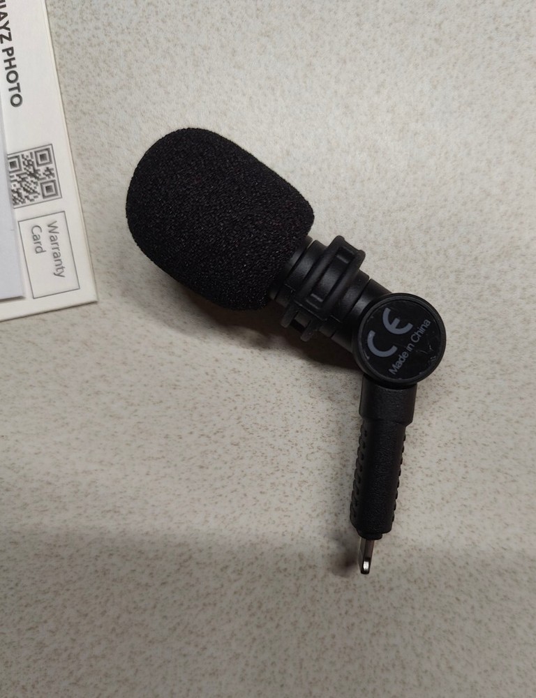 BOYA BY-M100D Mini iOS Microphone Condenser Mic Connector 180°