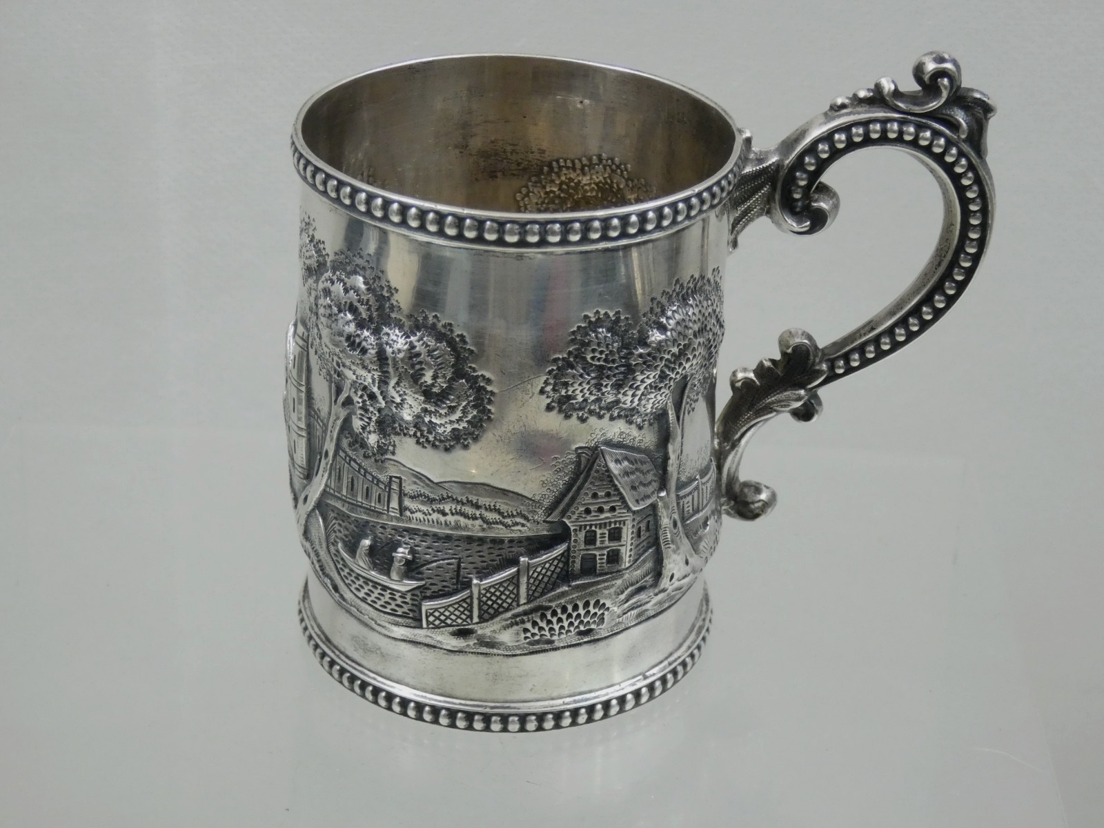 ANTIQUE AMERICAN COIN SILVER MUG CUP HAND CHASED REPOUSSE ARCHITECTURAL sterling