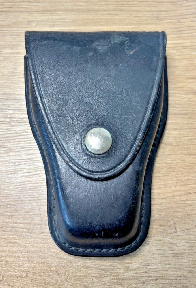 Handcuff Case Don Hume Leather - C300 NOS