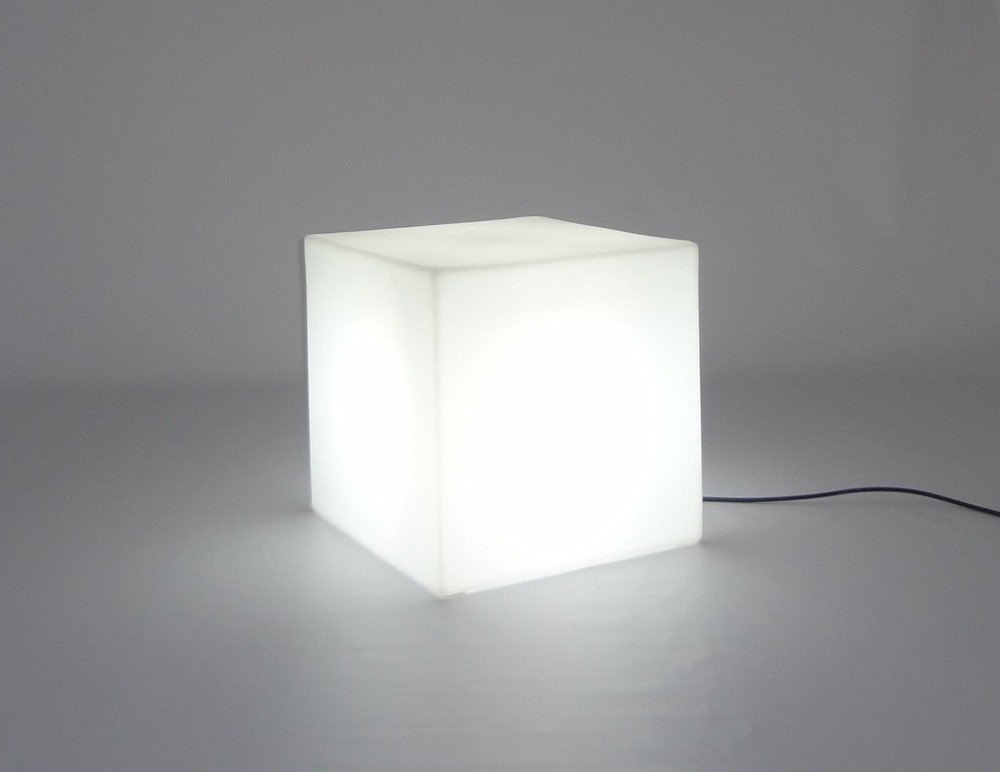 8inch LED Light Cube with cable.(20)
