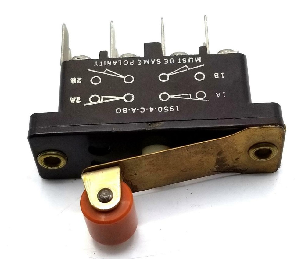 Gamco 1950-4-C-A-BO Roller Lever Snap Switch