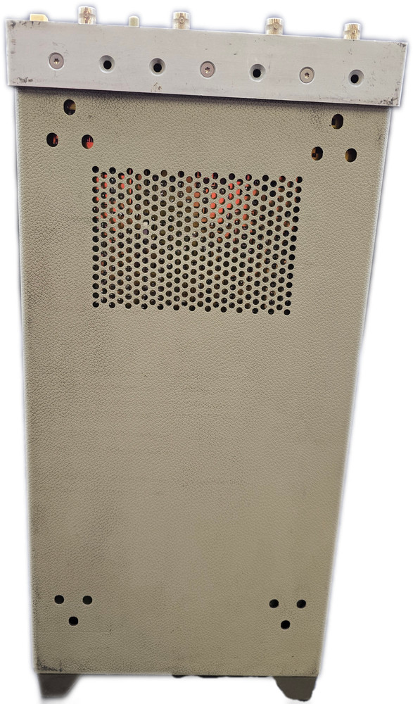 HP 8116A Pulse/Function Generator w/Cable