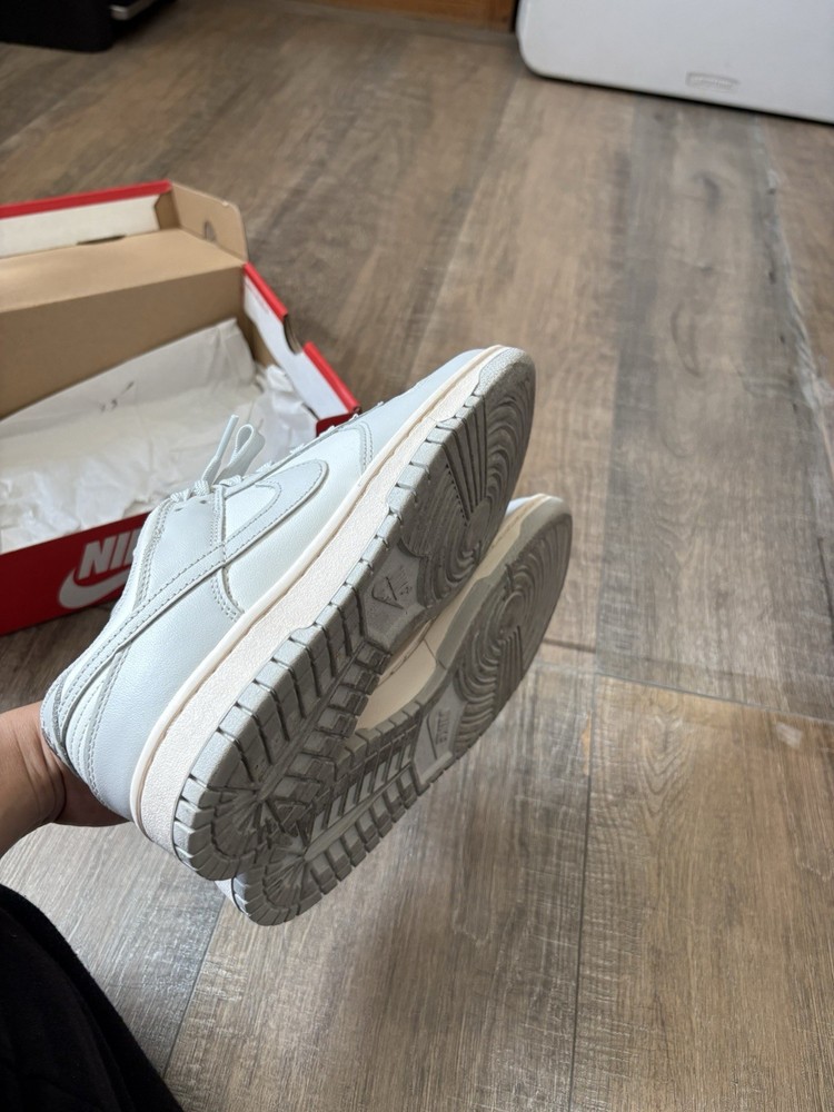 Nike Dunk Low light Bone