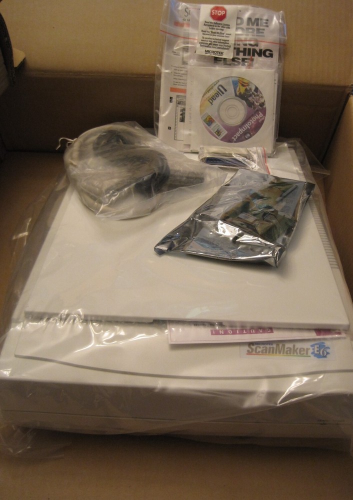 NEW Vintage Microtek Scanmaker E6 MRS-1200E6 Flatbed Scanner with Software NOS!