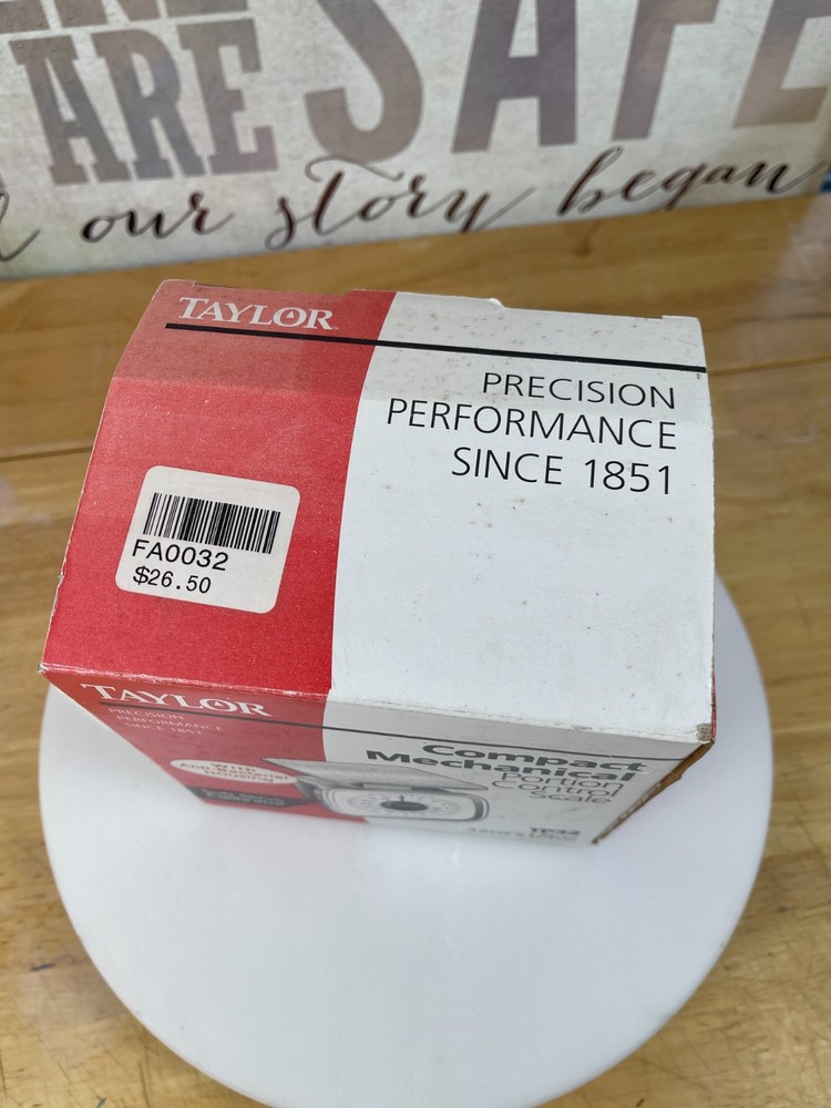 NOS Taylor TP32 Mechanical Portion Control Scale 32oz 1/4oz w/ Box