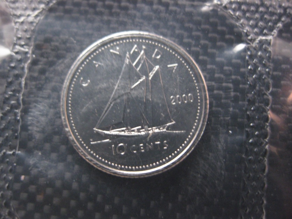 2000 "W" Canadian Prooflike Dime ($0.10)