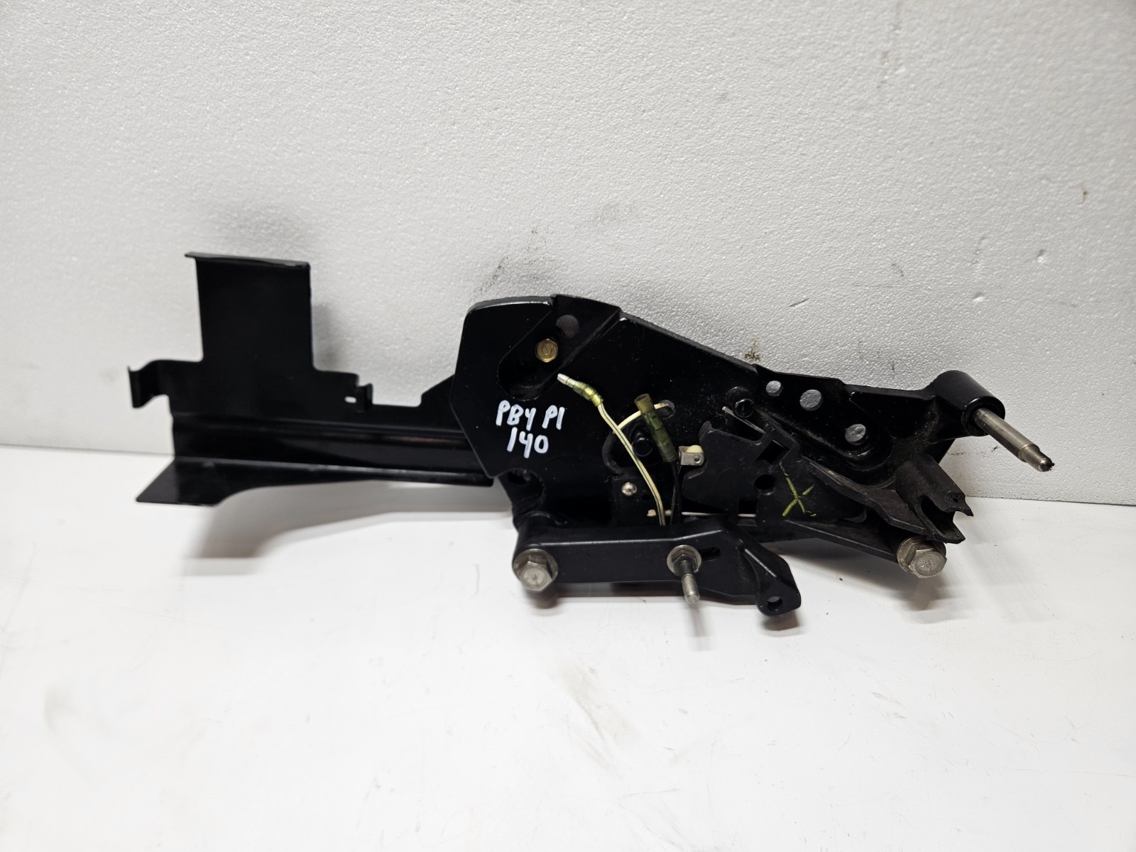 Mercury MerCruiser Shift Cable Linkage Mounting Bracket Plate 99236-C