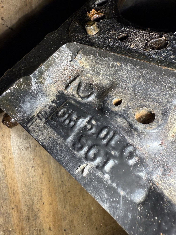 Mercruiser 5.0 none roller camshaft