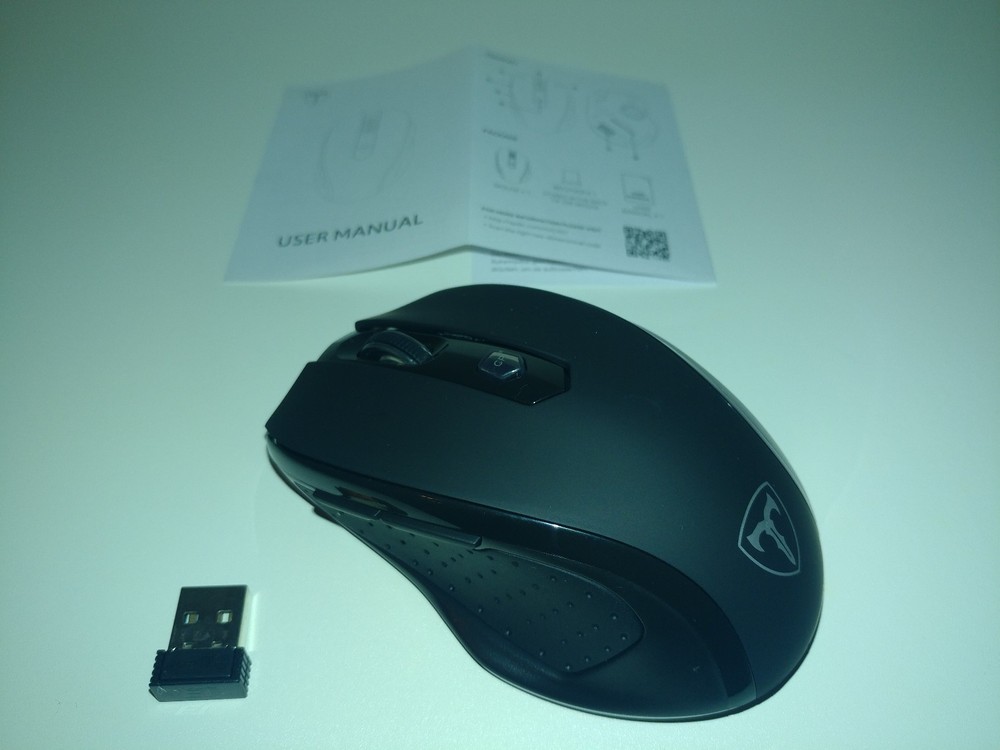 EasternTimes Tech CA57BN 2.4 Ghz Wireless 5-button Optical Mouse Model: D-09