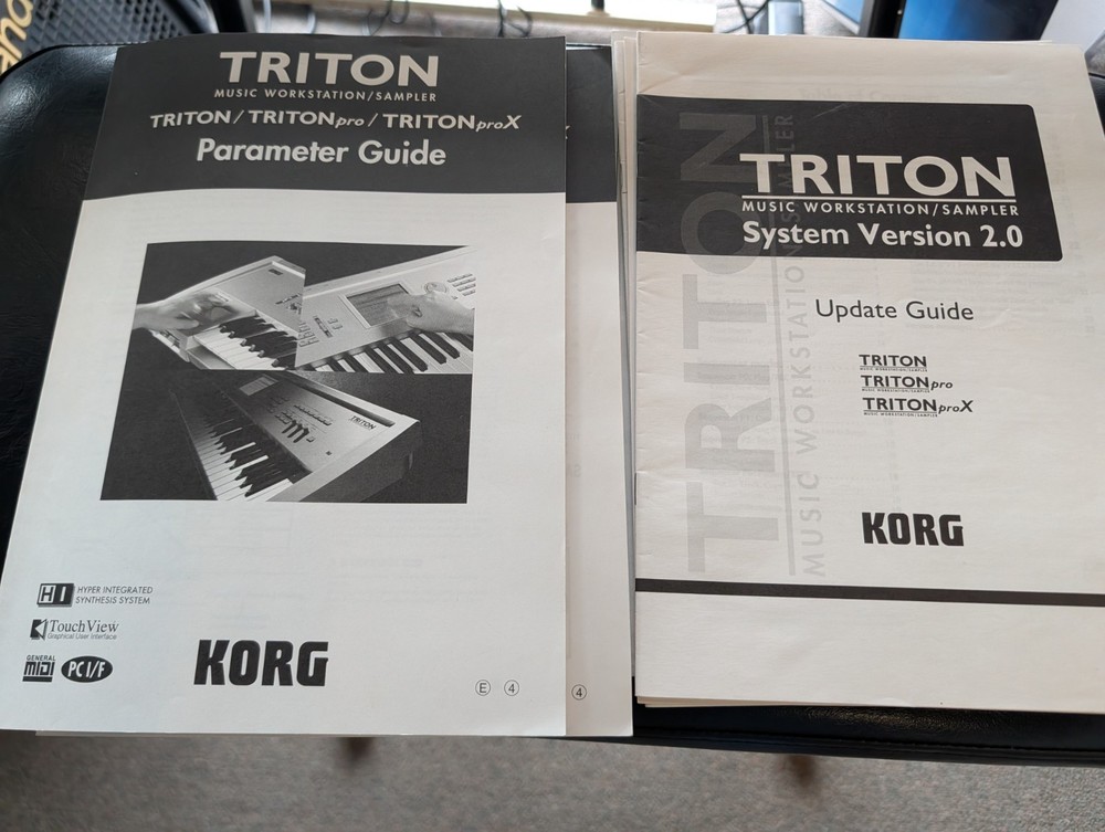 Korg Triton Pro 76-Key Workstation Keyboard - EXCELLENT