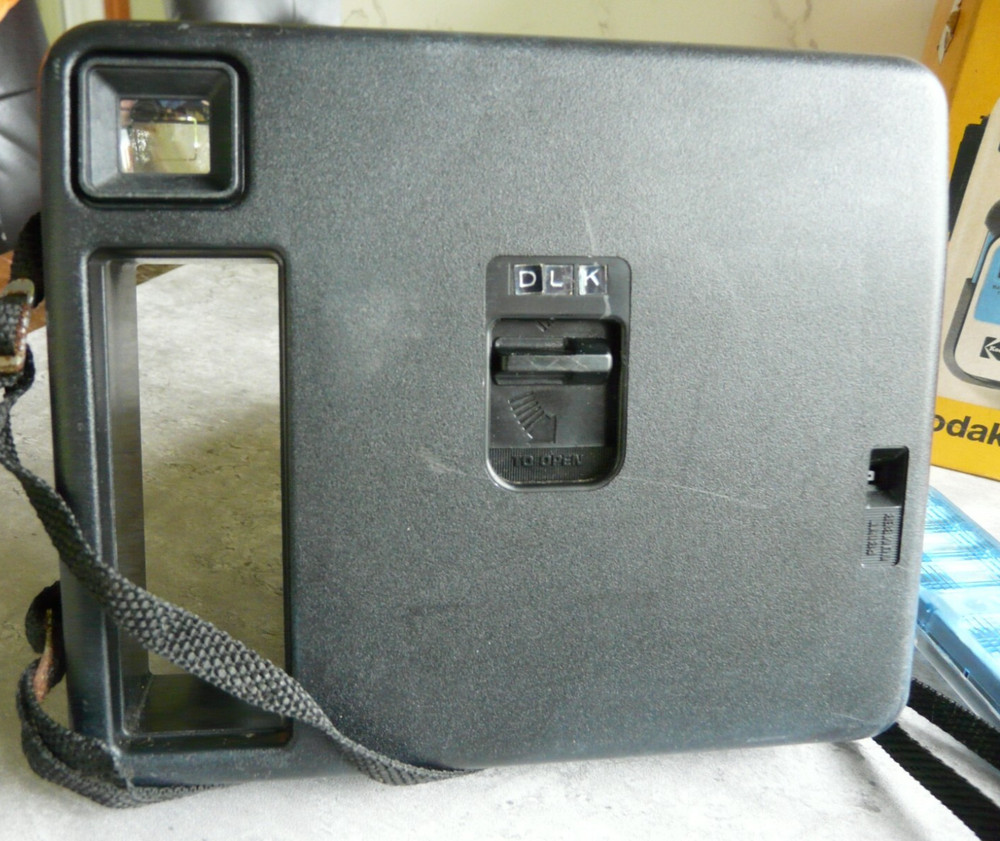 Vintage Kodak the Handle Camera in Original Box Untested