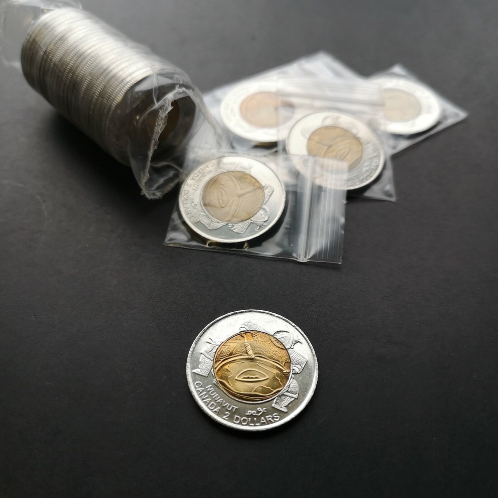 *** CANADA  TOONIE  1999  *** NUNAVOUT ***
