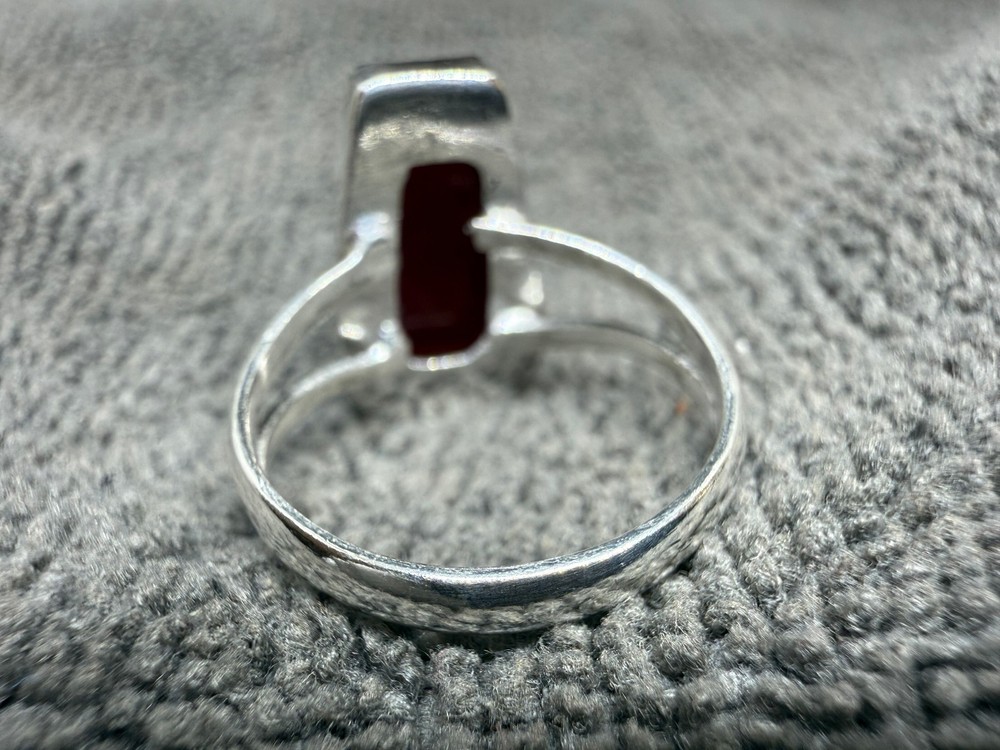 Solid 925 Sterling Silver Large Red Rectangle Gemstone Vintage Style Band Ring