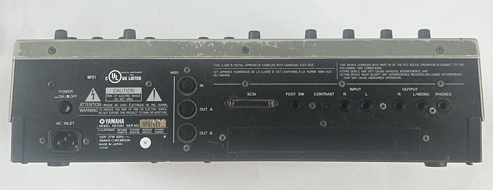 YAMAHA RS7000 Drum Machine Sequencer Sampler GrooveBox (Read Description)