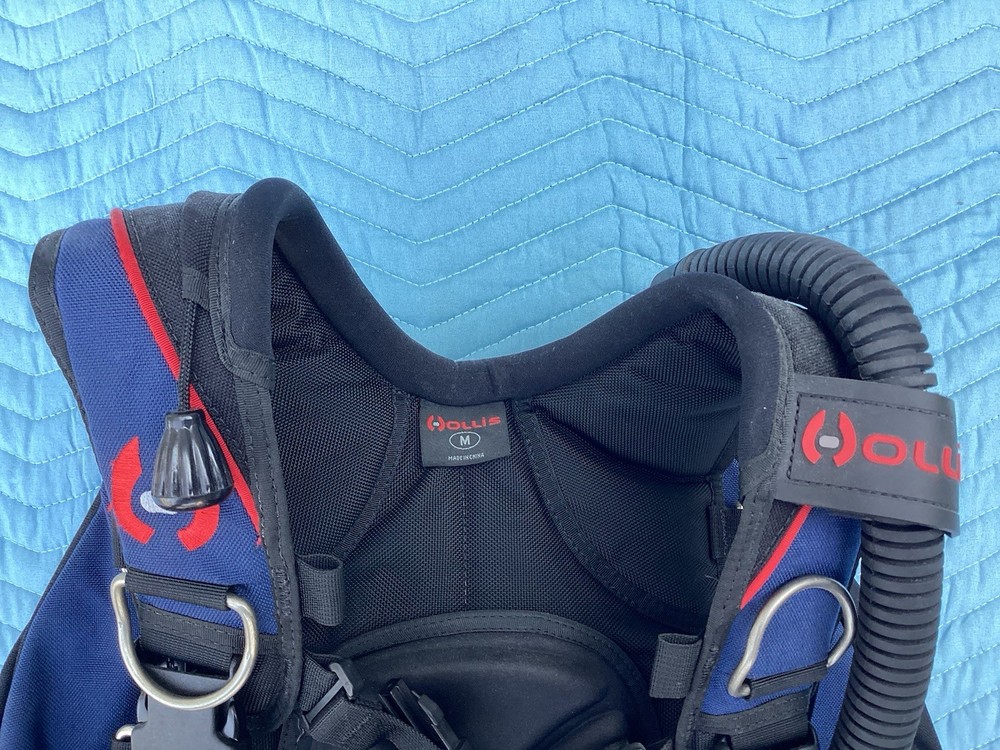 Hollis HD 100 Scuba Buoyancy Compensator BCD Medium Size