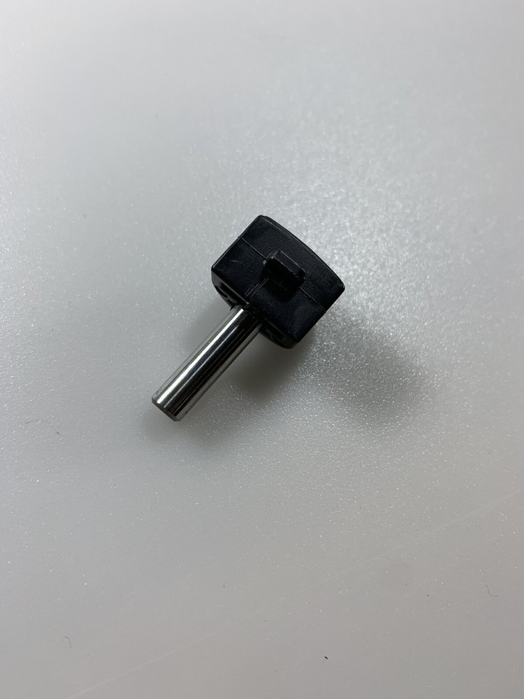 Dewalt DW618 Fixed Base Router Spindle Lock Button 658797-00