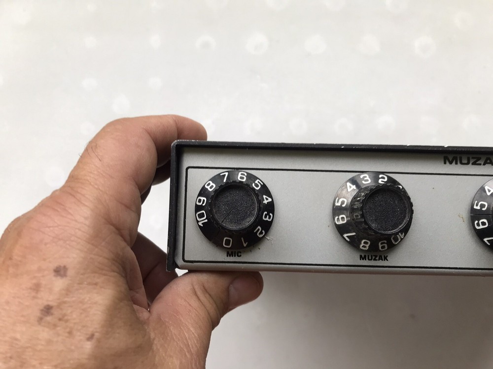 Vintage MUZAK A-105 Solid State Amplifier UNTESTED. AS IS.