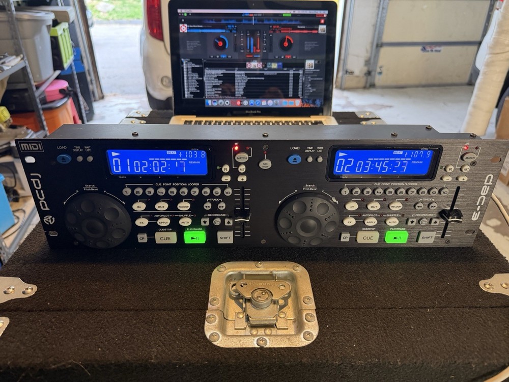 PCDJ DAC 3 Digital Audio Virtual DJ Pro Rackmount Mobile DJ Controller