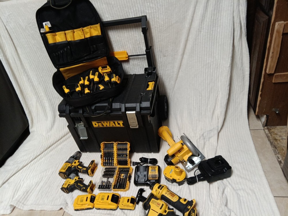 DeWalt Toughsystem Modular Cordless Tools Toolbox Backpack Contractors Combo Set