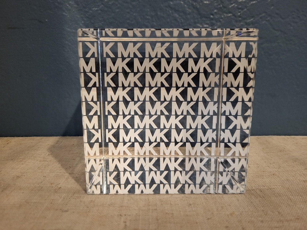 MICHAEL KORS MK LOGO ACRYLIC STORE DISPLAY STAND CUBE