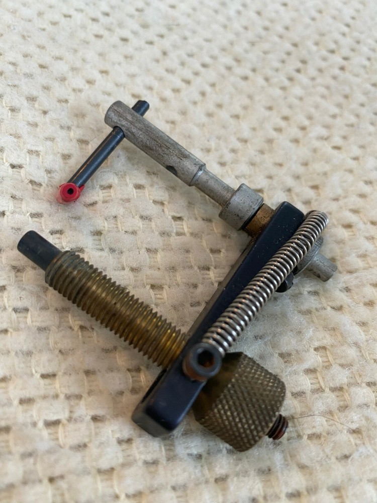 Flipper Pressure Plunger Rest