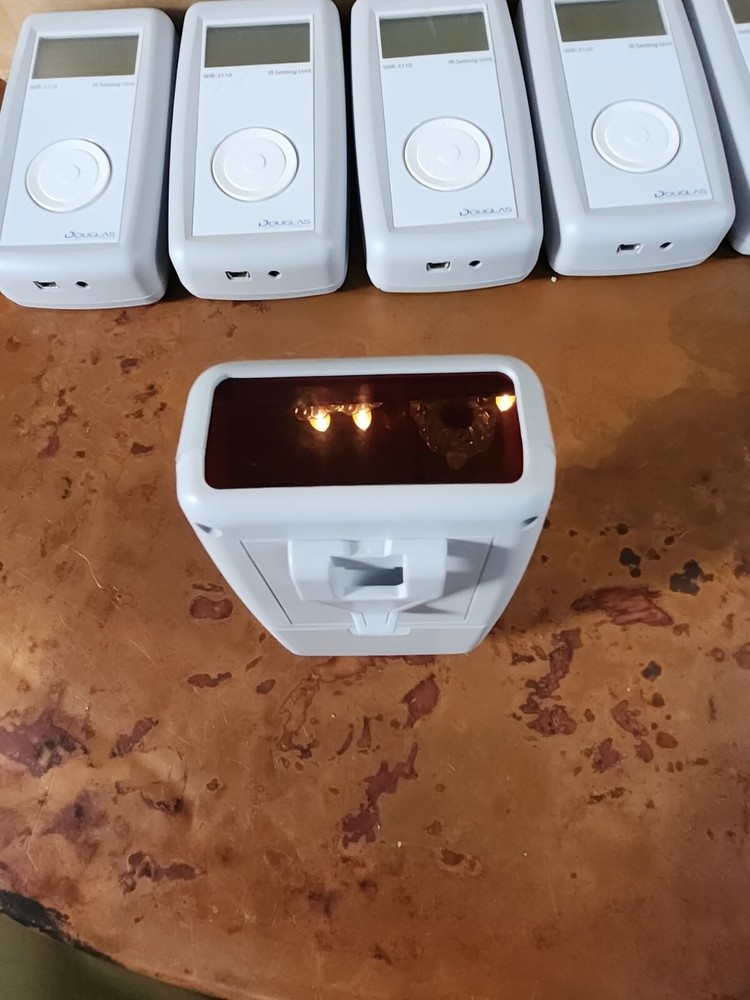 Universal Douglas Lighting Controls WIR-3110 DIALOG IR Setting Unit Remote