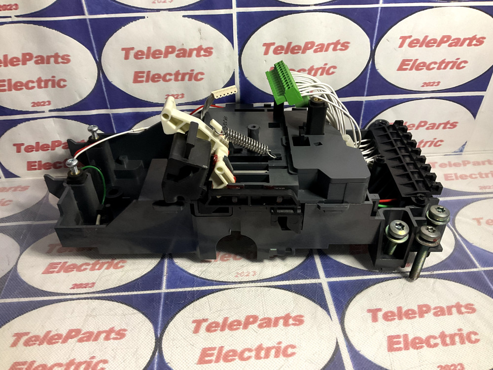 SQUARE D MASTER PACK NW PROGRAMMER TRIP UNIT MOUNTING BRACKET (Stock Y021)