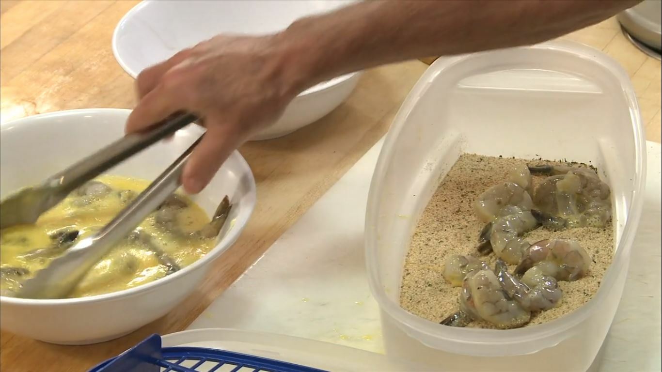 Ron Popeil's No Mess Food Coating Shaker All In One Kitchen Breader Batter Bowls